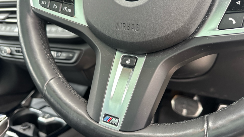 BMW 1 Series 118i [136] M Sport 5dr Step Auto [LCP/Pro/Tech pk] Petrol Hatchback - Image 32