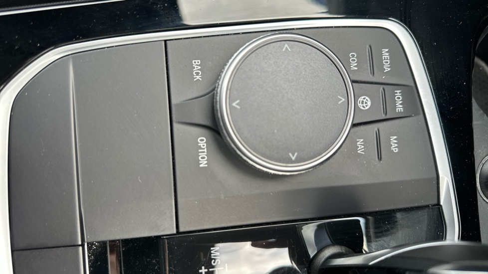BMW 1 Series 118i [136] M Sport 5dr Step Auto [LCP/Pro/Tech pk] Petrol Hatchback - Image 39