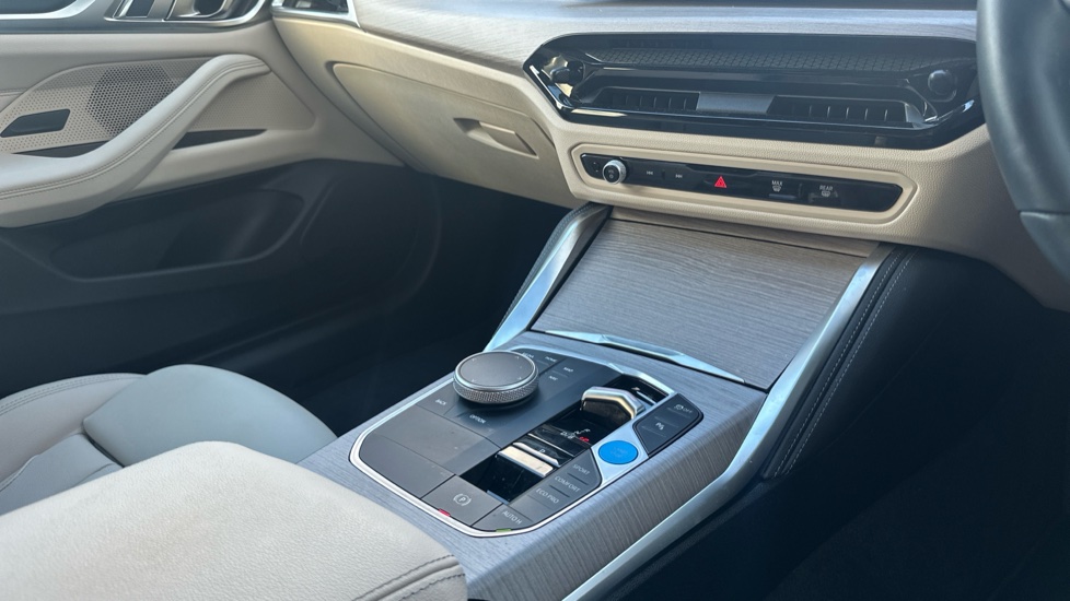 BMW i4 440kW M60 83.9kWh 5dr Auto Electric Hatchback - Image 10