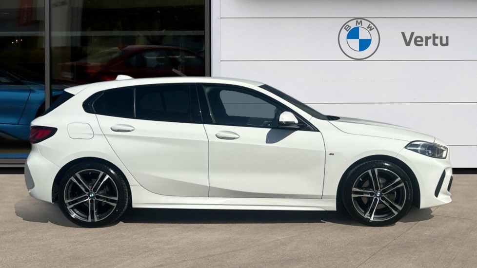 BMW 1 Series 118i M Sport 5dr Petrol Hatchback - Image 3