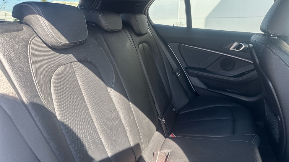 BMW 1 Series 118i M Sport 5dr Petrol Hatchback - Image 12