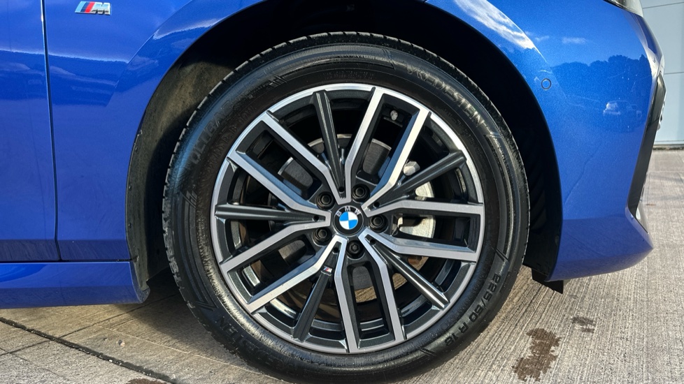 BMW 2 Series 220i MHT M Sport 5dr DCT Petrol Hatchback - Image 14