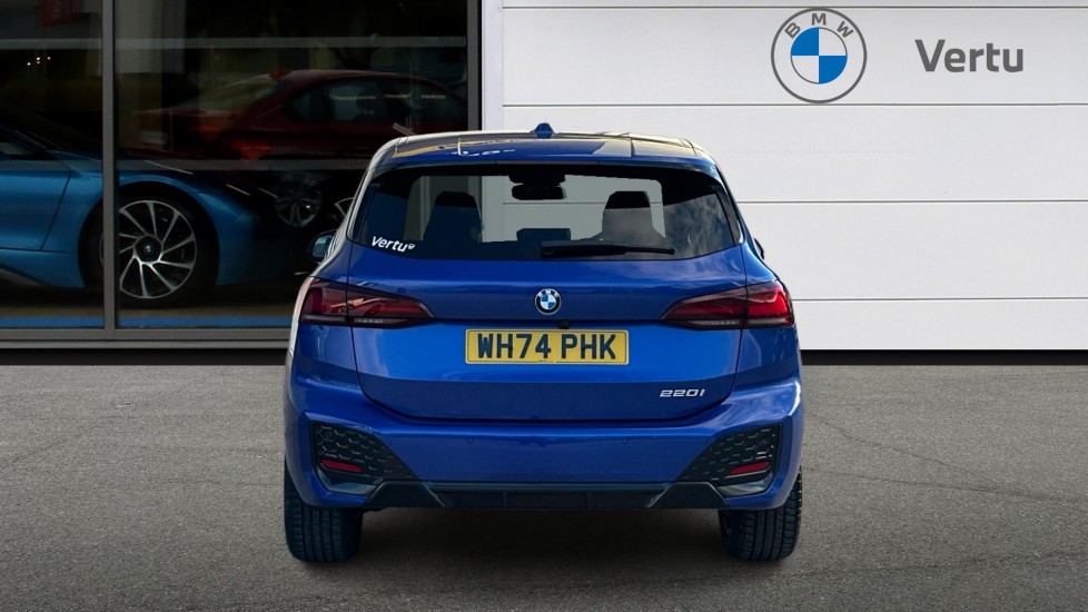 BMW 2 Series 220i MHT M Sport 5dr DCT Petrol Hatchback - Image 15