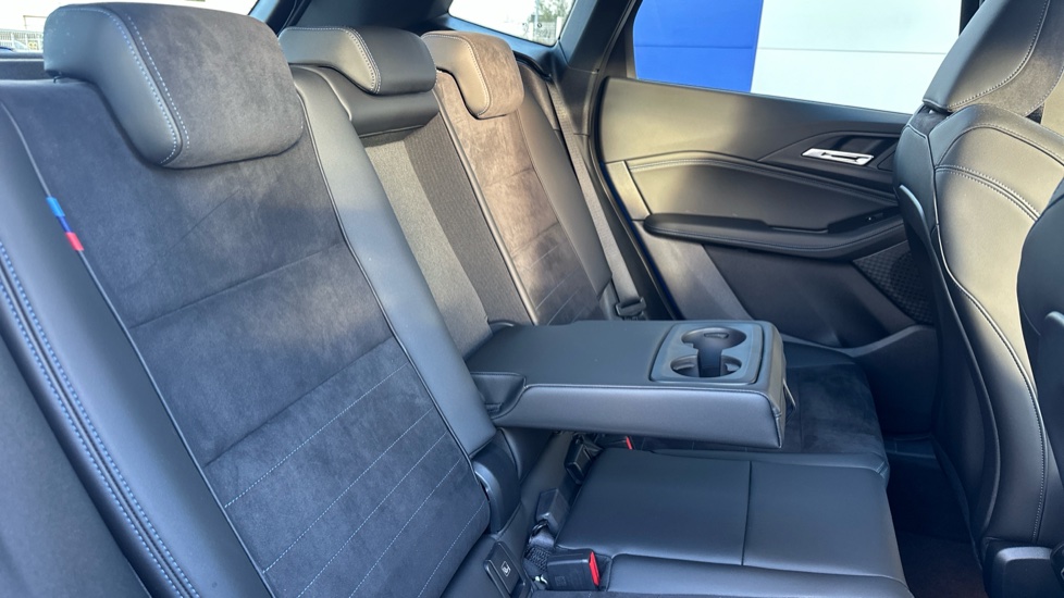 BMW 2 Series 220i MHT M Sport 5dr DCT Petrol Hatchback - Image 27