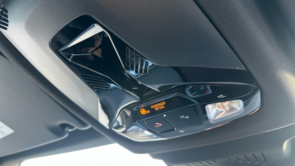 BMW 2 Series 220i MHT M Sport 5dr DCT Petrol Hatchback - Image 33