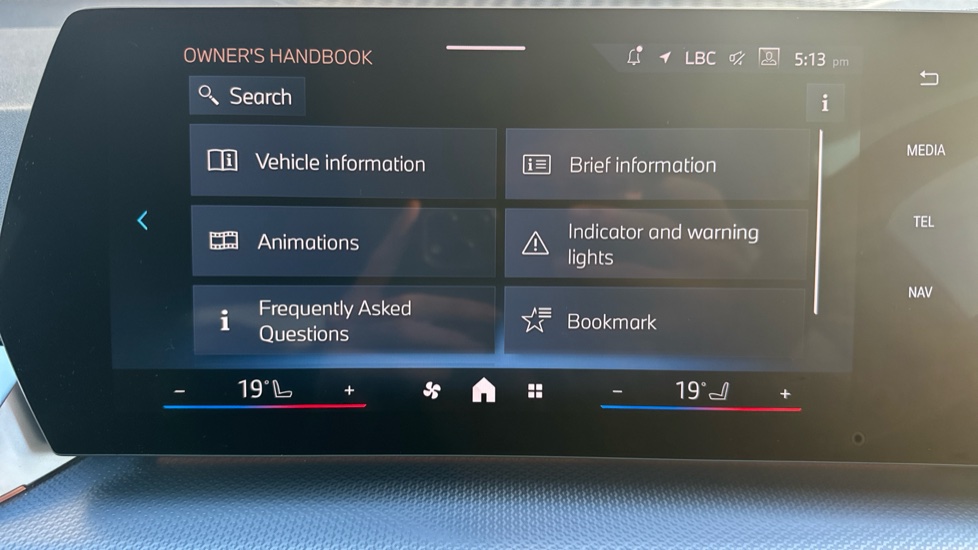 BMW 2 Series 220i MHT M Sport 5dr DCT Petrol Hatchback - Image 50