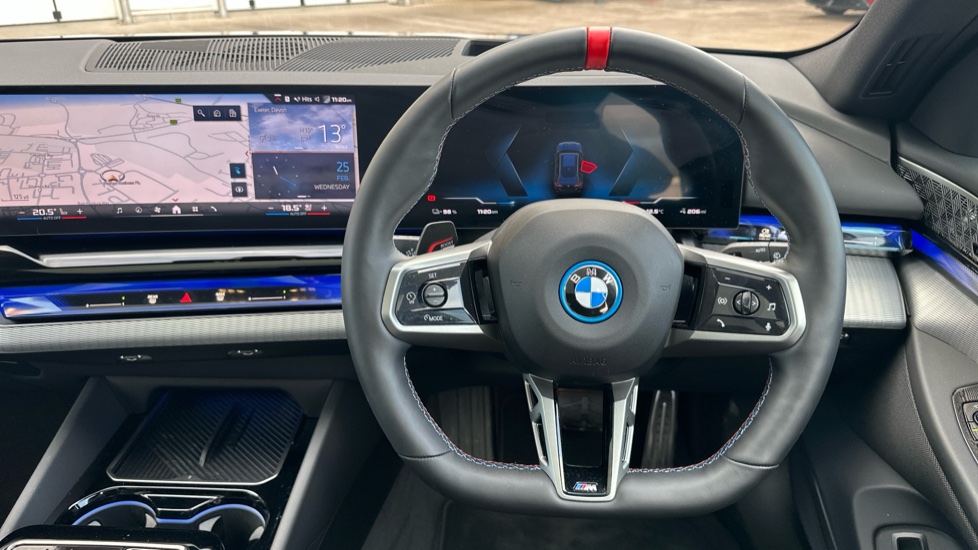 BMW i5 442kW M60 xDrive 84kWh 5dr Auto Electric Estate - Image 5