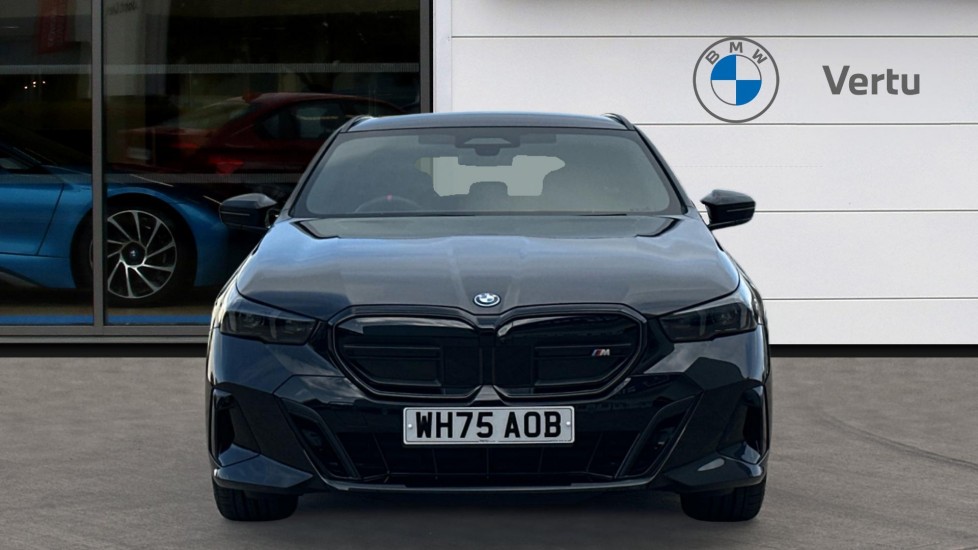 BMW i5 442kW M60 xDrive 84kWh 5dr Auto Electric Estate - Image 16