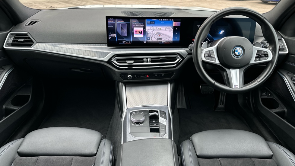 BMW 3 Series 330e xDrive M Sport 5dr Step Auto Estate - Image 4