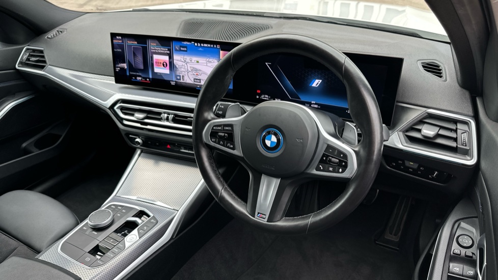 BMW 3 Series 330e xDrive M Sport 5dr Step Auto Estate - Image 6