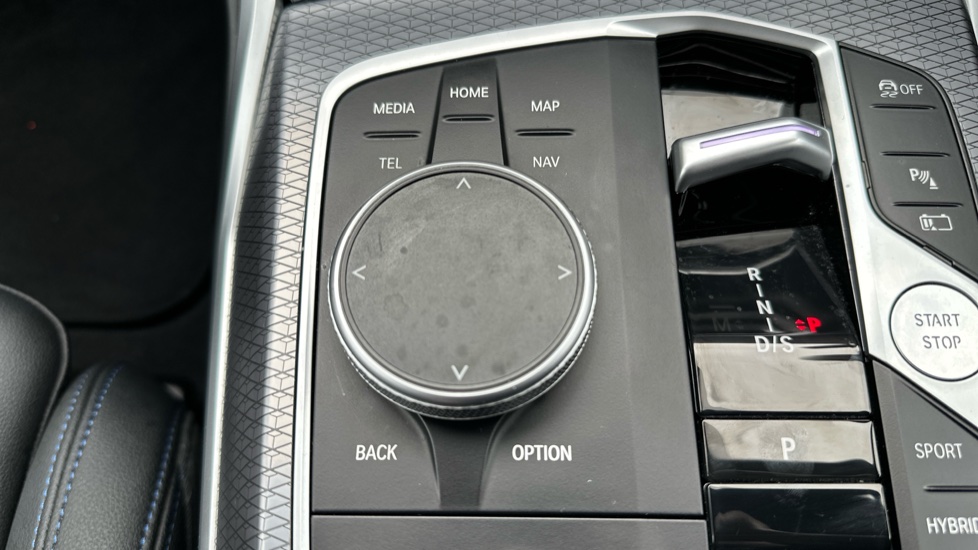 BMW 3 Series 330e xDrive M Sport 5dr Step Auto Estate - Image 35