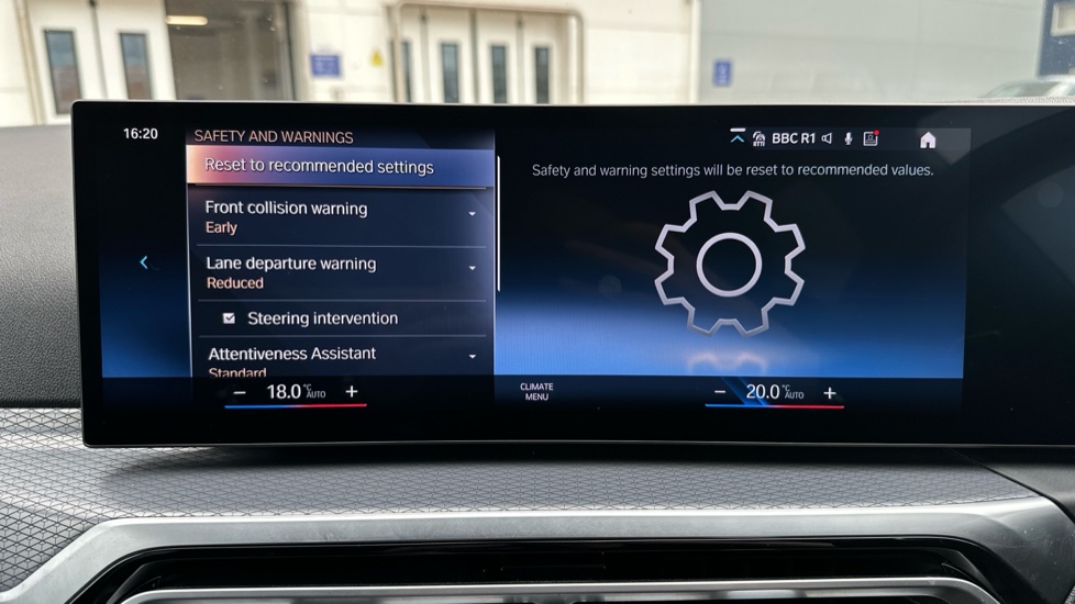 BMW 3 Series 330e xDrive M Sport 5dr Step Auto Estate - Image 41