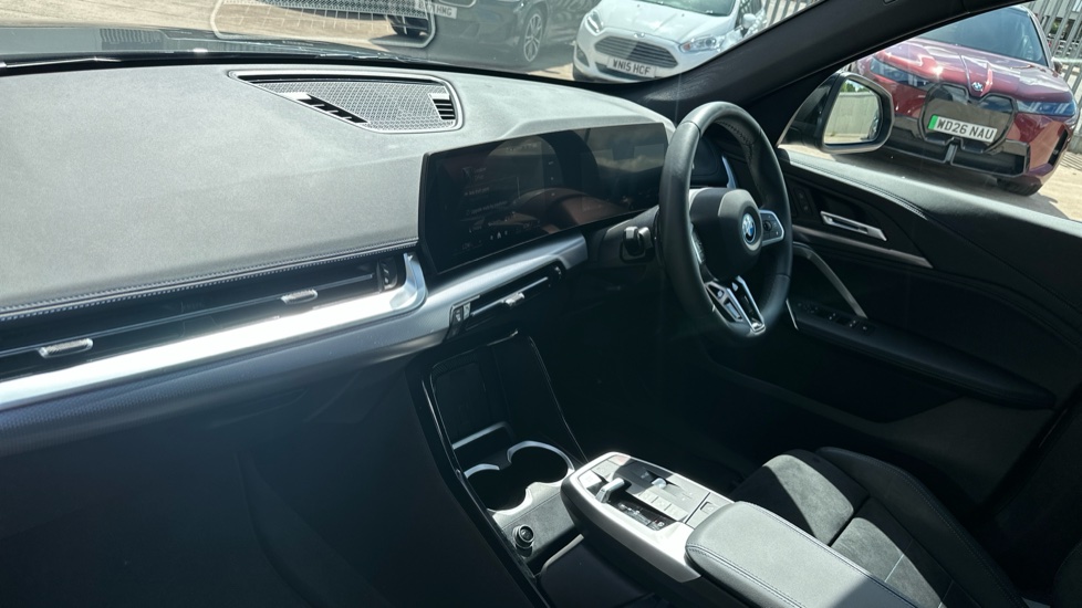 BMW iX1 150kW eDrive20 M Sport 65kWh 5dr Auto Electric Estate - Image 7