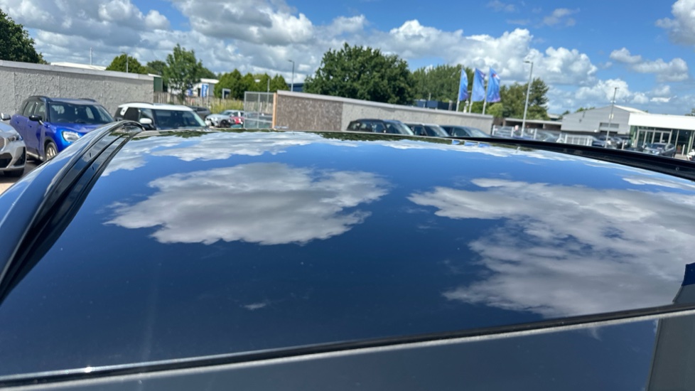 BMW iX1 150kW eDrive20 M Sport 65kWh 5dr Auto Electric Estate - Image 21