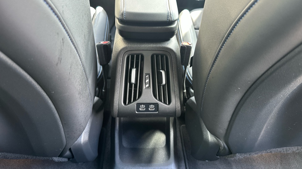 BMW iX1 150kW eDrive20 M Sport 65kWh 5dr Auto Electric Estate - Image 29