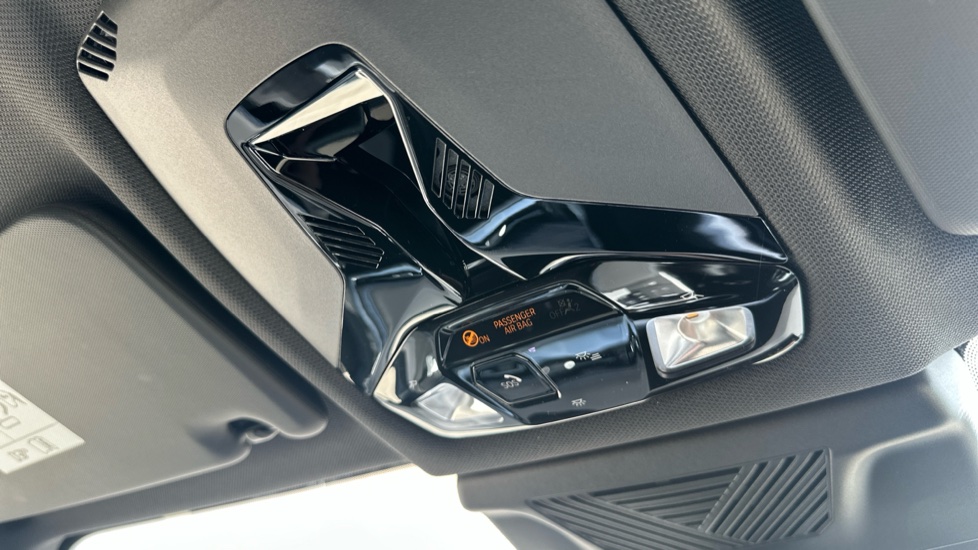 BMW iX1 150kW eDrive20 M Sport 65kWh 5dr Auto Electric Estate - Image 33