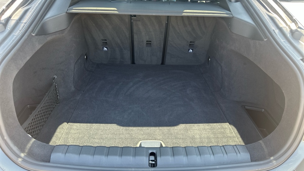BMW i4 400kW M50 83.9kWh 5dr Auto Electric Hatchback - Image 13