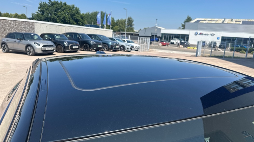 BMW i4 400kW M50 83.9kWh 5dr Auto Electric Hatchback - Image 21