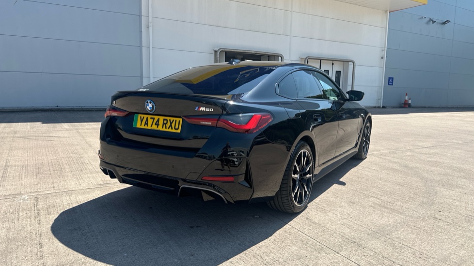 BMW i4 400kW M50 83.9kWh 5dr Auto Electric Hatchback - Image 24