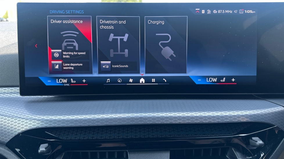 BMW i4 400kW M50 83.9kWh 5dr Auto Electric Hatchback - Image 48