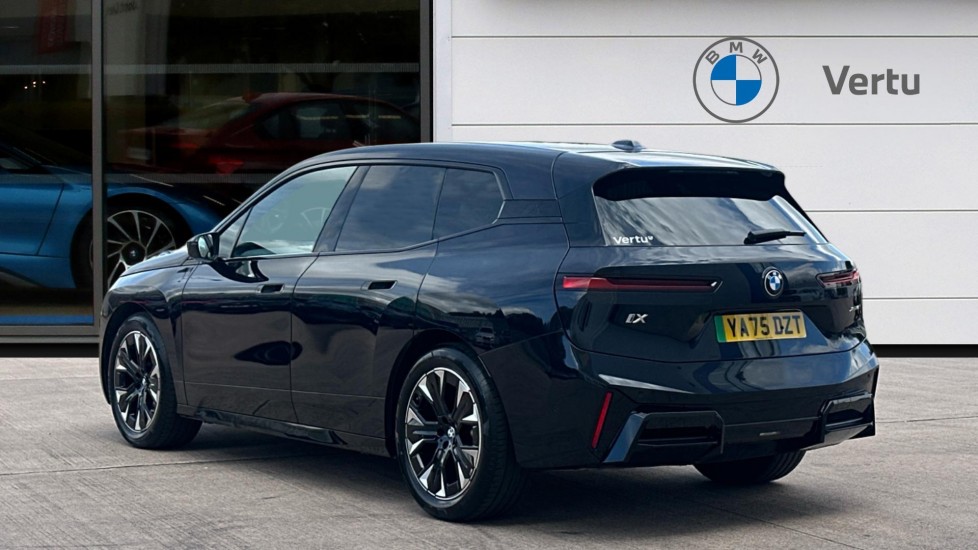 BMW iX 300kW xDrive45 M Sport 101kWh 5dr Auto [Tech] Electric Estate - Image 2