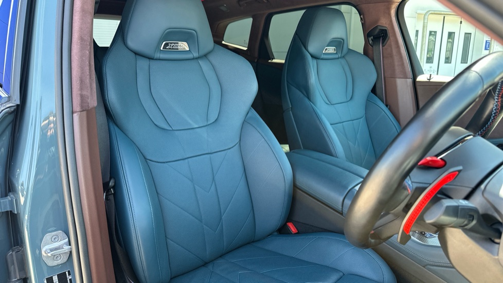 BMW XM 5dr Auto Estate - Image 11
