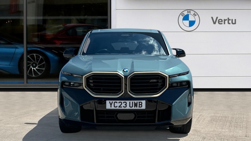 BMW XM 5dr Auto Estate - Image 16