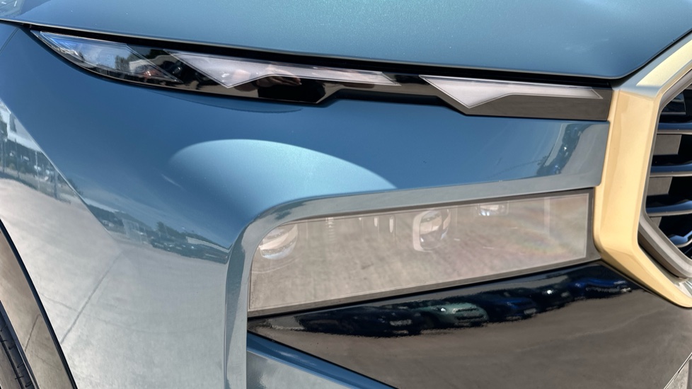BMW XM 5dr Auto Estate - Image 23