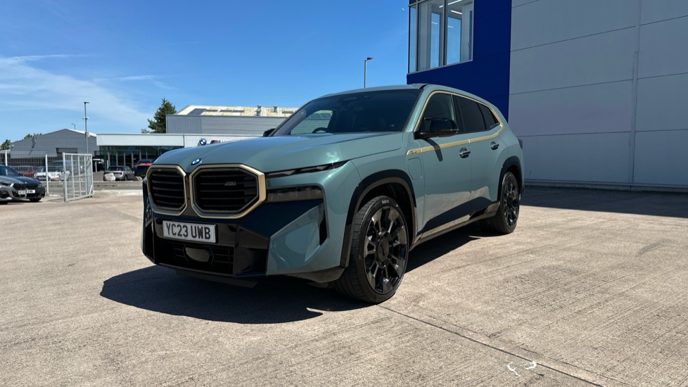 BMW XM 5dr Auto Estate - Image 24
