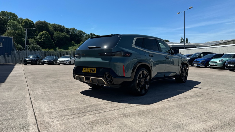BMW XM 5dr Auto Estate - Image 25