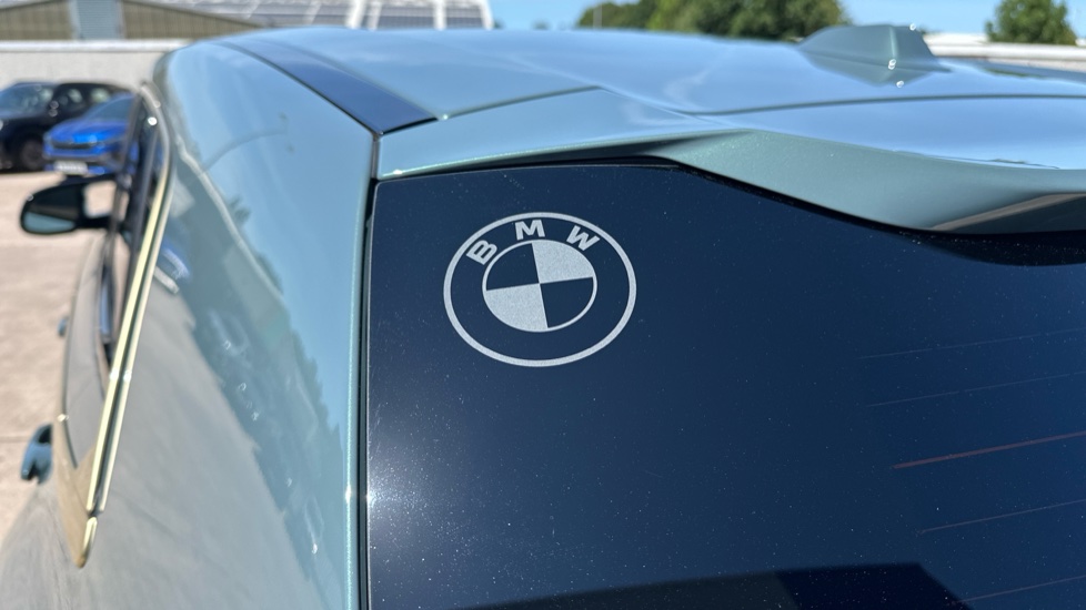 BMW XM 5dr Auto Estate - Image 30