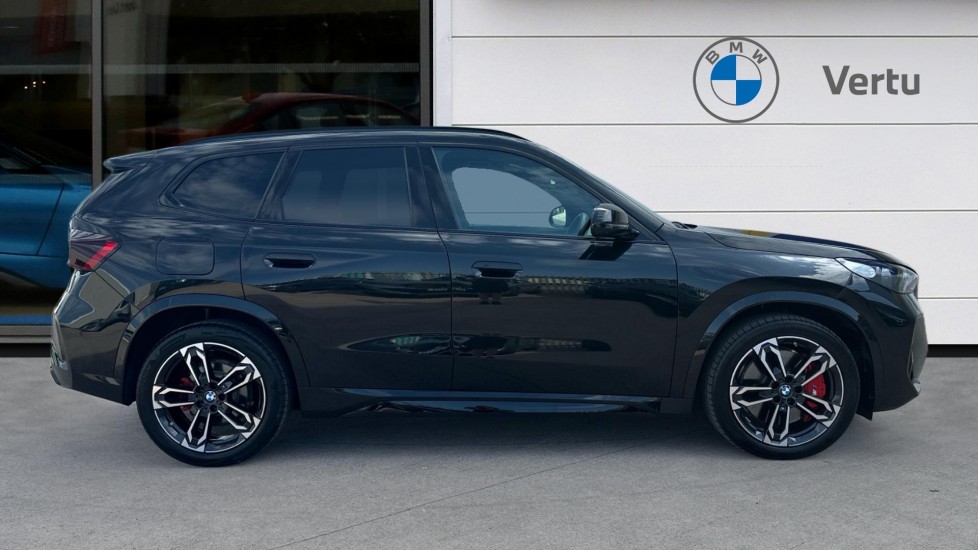 BMW iX1 150kW eDrive20 M Sport 65kWh 5dr Auto Electric Estate - Image 3