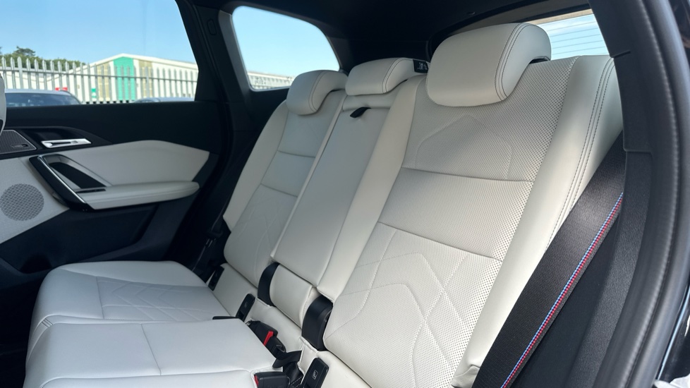BMW iX1 150kW eDrive20 M Sport 65kWh 5dr Auto Electric Estate - Image 12
