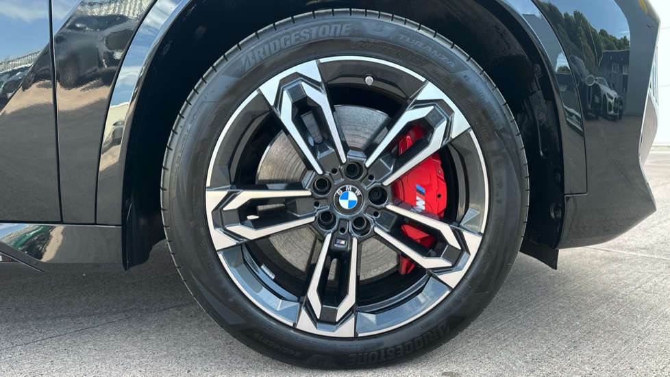 BMW iX1 150kW eDrive20 M Sport 65kWh 5dr Auto Electric Estate - Image 14