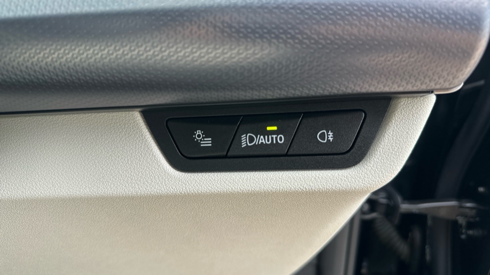 BMW iX1 150kW eDrive20 M Sport 65kWh 5dr Auto Electric Estate - Image 37