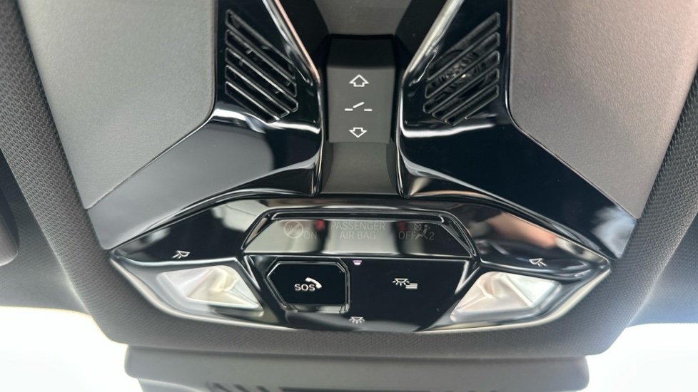 BMW iX1 150kW eDrive20 M Sport 65kWh 5dr Auto Electric Estate - Image 39