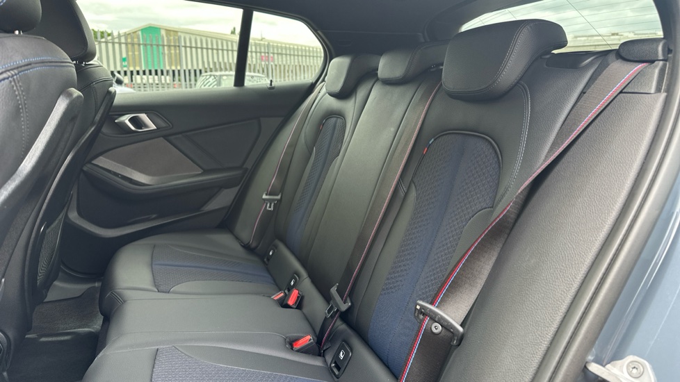 BMW 1 Series 118i [136] M Sport 5dr Step Auto [LCP] Petrol Hatchback - Image 12