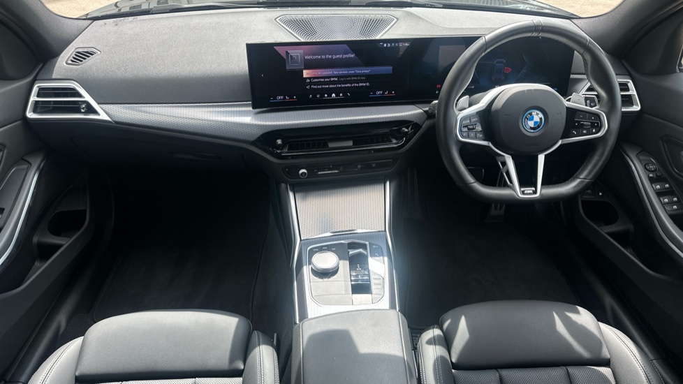 BMW 3 Series 330e 22.3 kWh M Sport 5dr Step Auto Estate - Image 4
