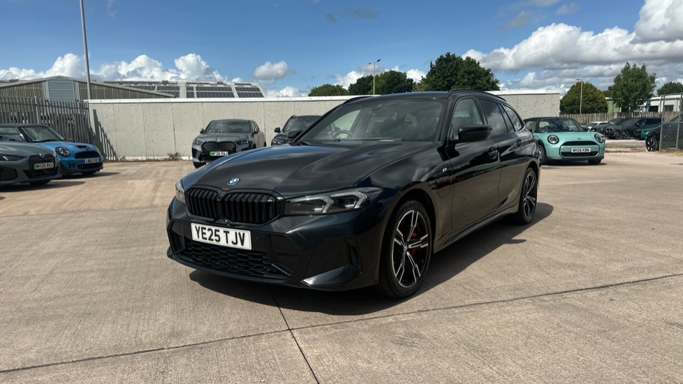 BMW 3 Series 330e 22.3 kWh M Sport 5dr Step Auto Estate - Image 25