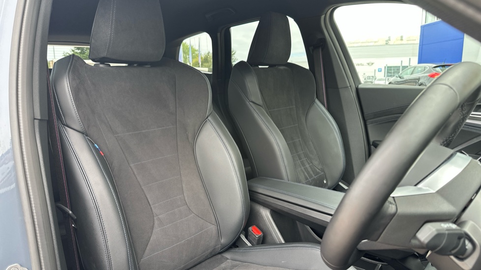 BMW iX1 150kW eDrive20 M Sport 65kWh 5dr Auto Electric Estate - Image 11