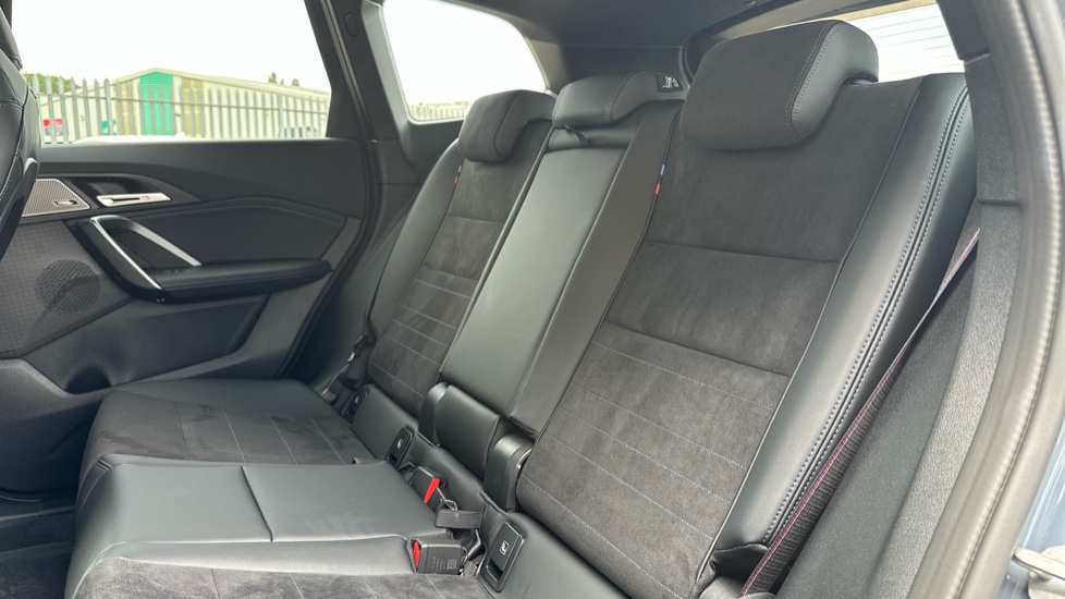 BMW iX1 150kW eDrive20 M Sport 65kWh 5dr Auto Electric Estate - Image 12