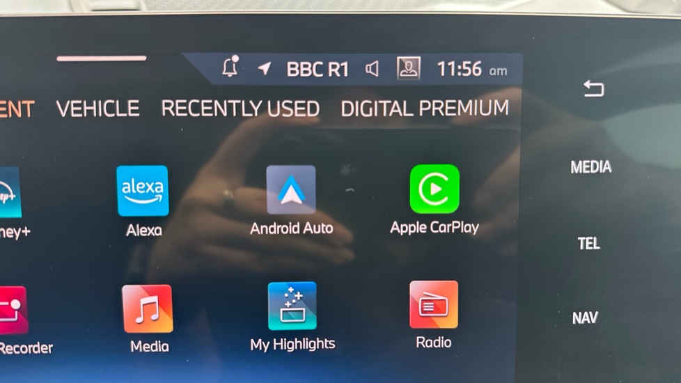 BMW iX1 150kW eDrive20 M Sport 65kWh 5dr Auto Electric Estate - Image 37
