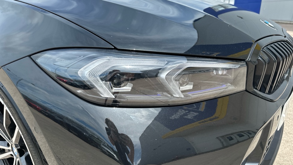 BMW 3 Series 320i M Sport 4dr Step Auto Petrol Saloon - Image 23