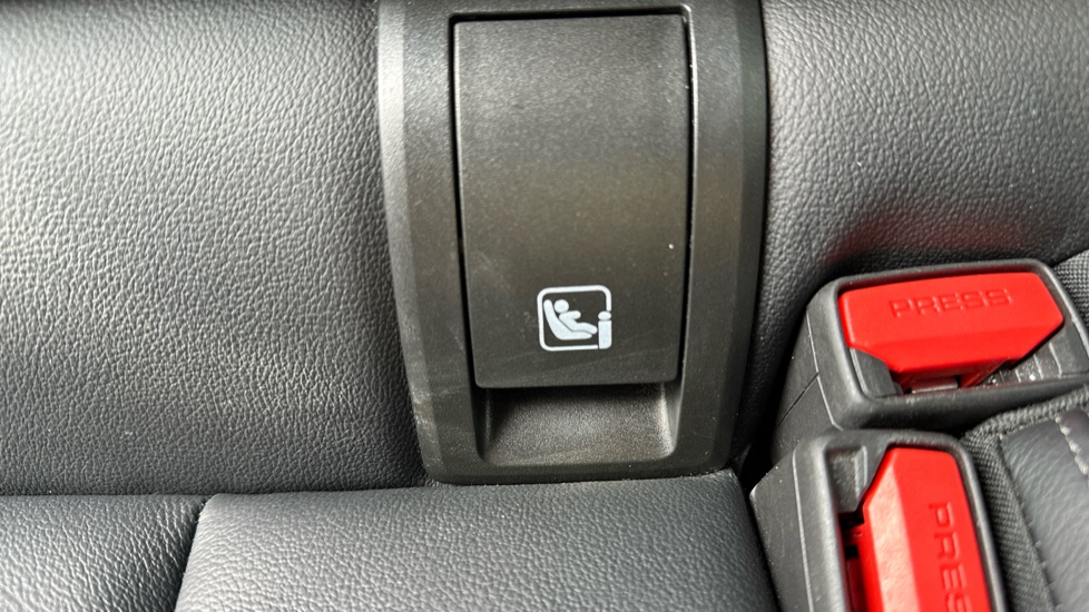 BMW 3 Series 320i M Sport 4dr Step Auto Petrol Saloon - Image 27