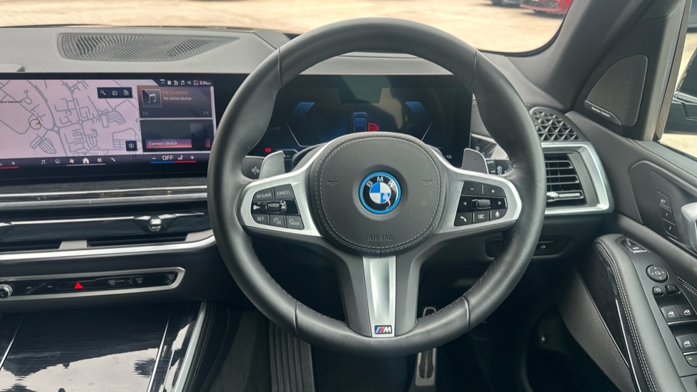 BMW X5 xDrive50e M Sport 5dr Auto Estate - Image 5