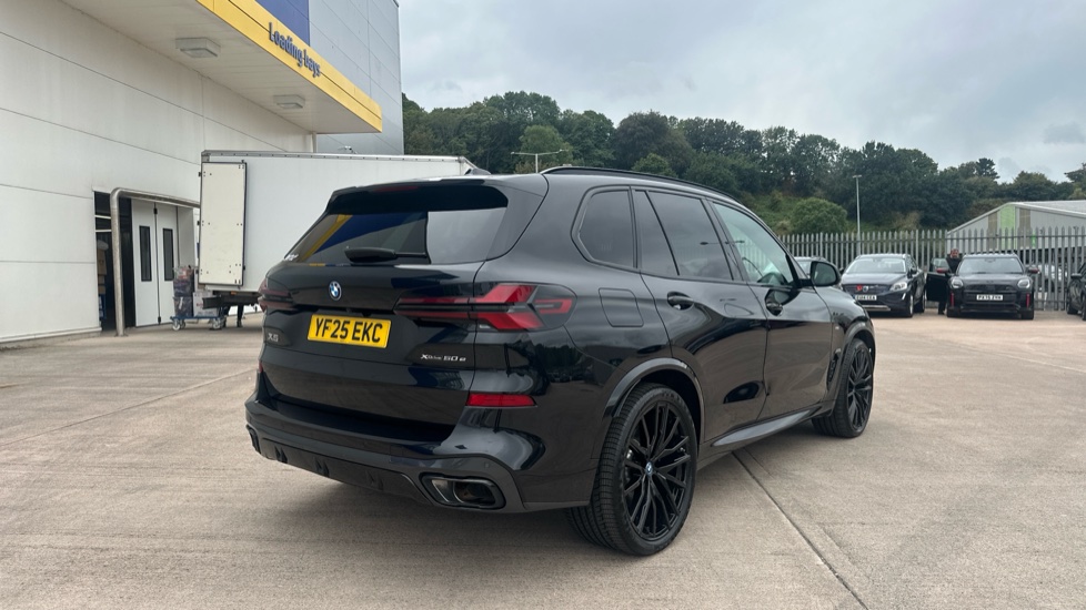BMW X5 xDrive50e M Sport 5dr Auto Estate - Image 24