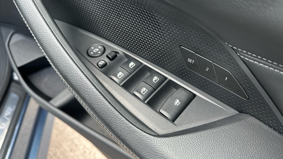 BMW 4 Series 430i [245] M Sport 2dr Step Auto Petrol Convertible - Image 29
