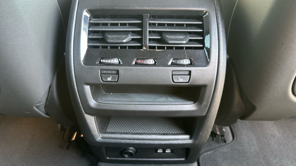 BMW X5 xDrive30d MHT M Sport 5dr Auto Diesel Estate - Image 32
