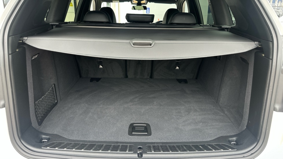 BMW iX3 210kW M Sport Pro 80kWh 5dr Auto Electric Estate - Image 13