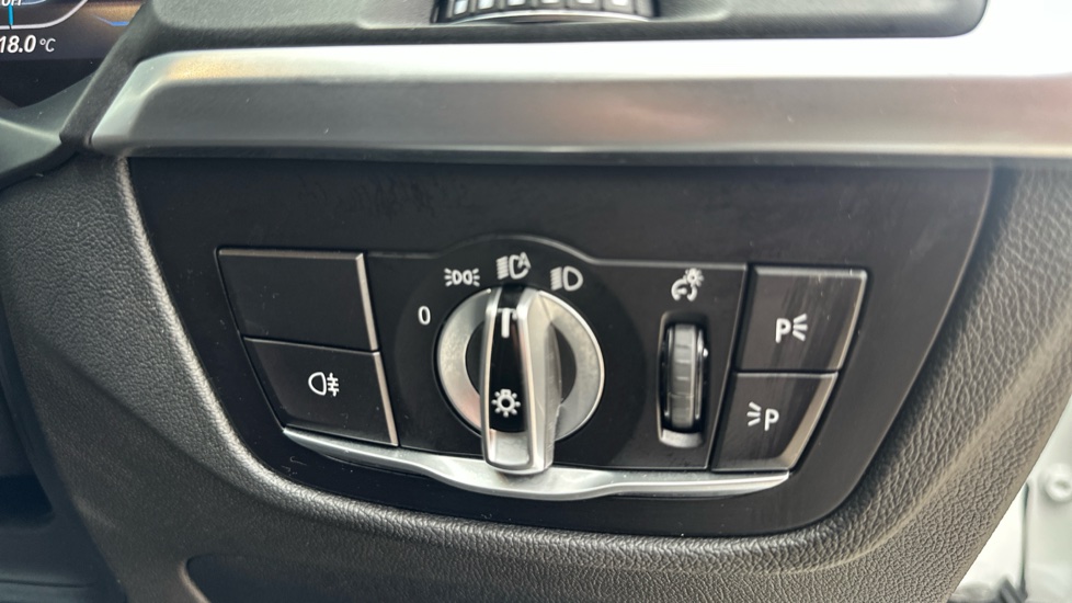 BMW iX3 210kW M Sport Pro 80kWh 5dr Auto Electric Estate - Image 31